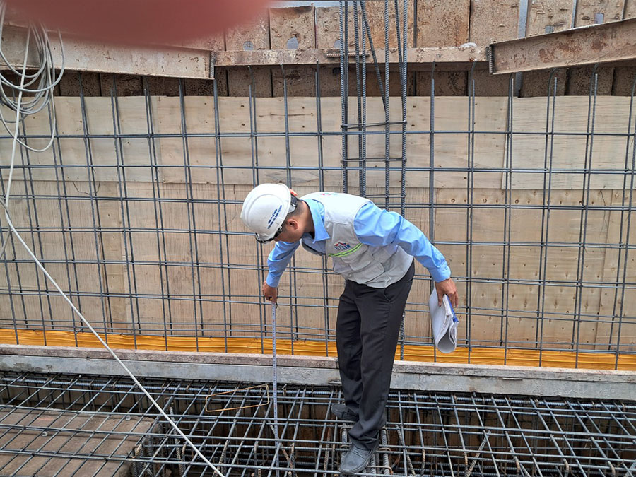 Kiểm tra kết cấu tầng hầm trước khi đổ bê tông