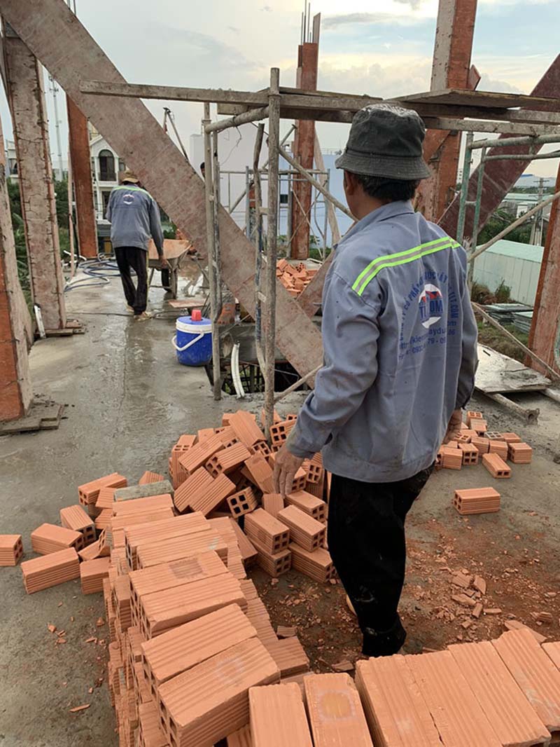 Thi công đổ cột nhà lầu 1 tại Tây Ninh