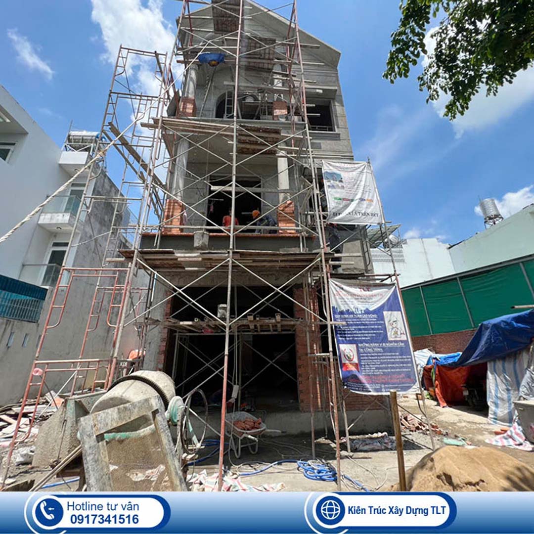 Thi công xây nhà 1 trệt 2 lầu mái thái tại Bình Dương