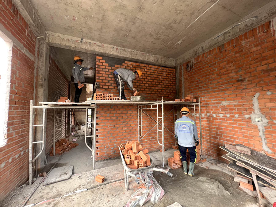 Thi công xây dựng vách ngăn 