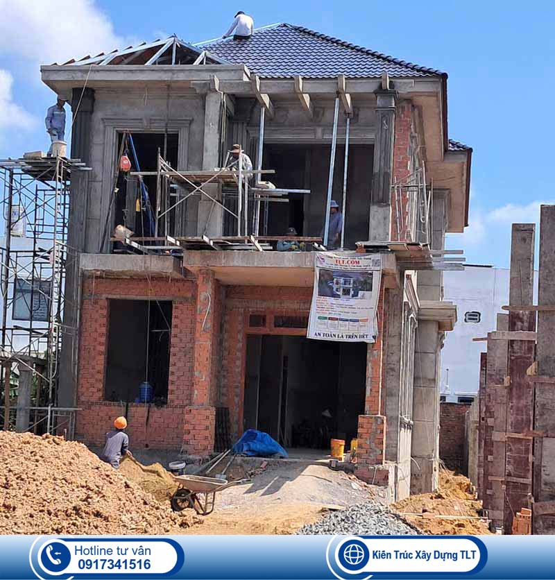 Thi công xây dựng phần thô, tô trát mặt tiền căn nhà 