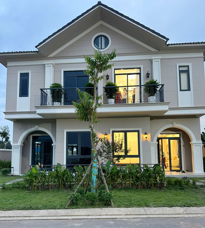 Hình ảnh hoàn thiện tổng thể căn biệt thự đã xây thô tại TPHCM 