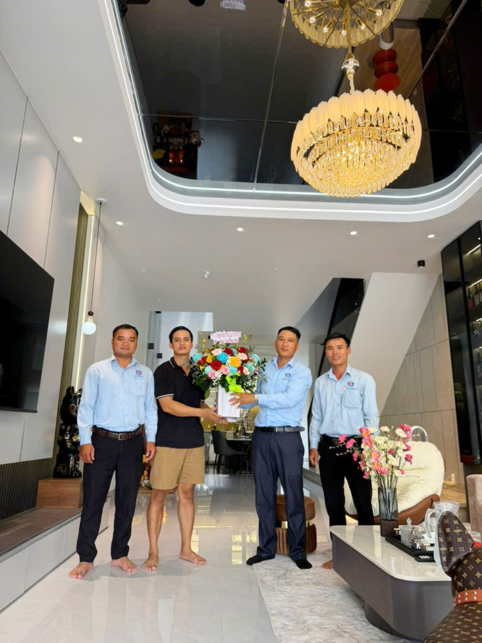 Bàn giao dự án xây nhà trọn gói tại Long Phước, TPHCM.